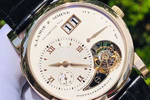 二手奢侈品手表回收价格高不高，商家就只看这几点