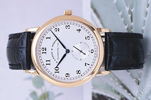 商家回收二手表只看成色不看款式？网友：怎么可能！