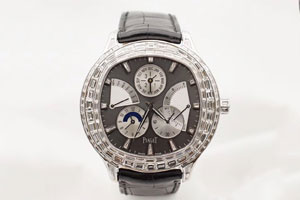 伯爵非凡珍品系列G0A37020腕表手表回收价格是几折？