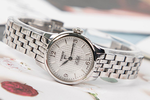 3000多的手表回收吗 普通表与品牌表身价大不同