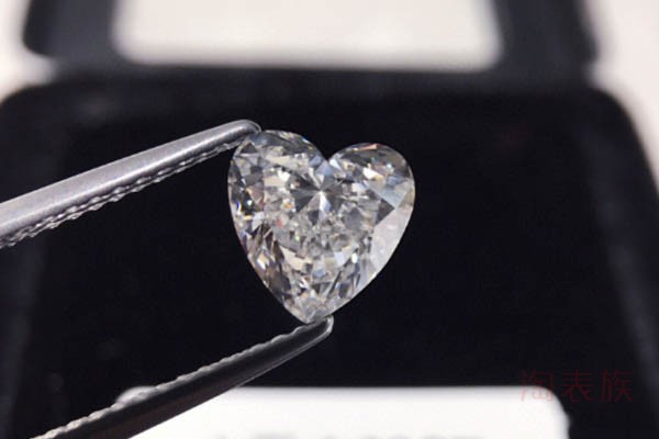 钻石回收价值真是越大越好吗