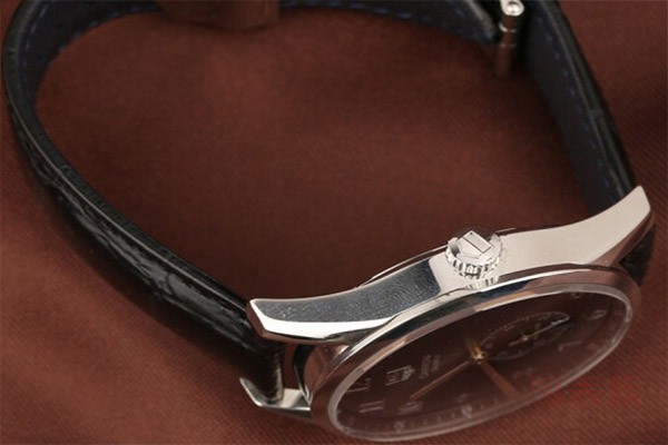 二手泰格豪雅卡莱拉系列自动机械手表侧面展示图