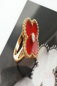 首饰品种很多的金店会回收钻石戒指吗